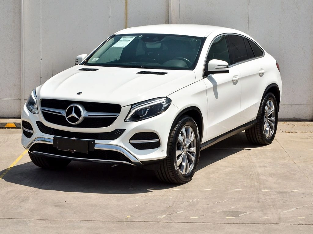 Mercedes-Benz GLE on rent in Mumbai